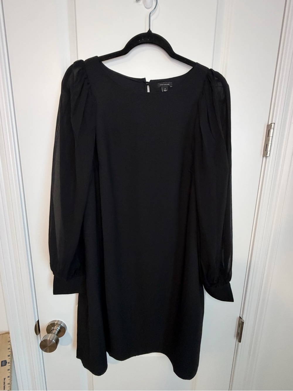 Ann Taylor Black Long Sleeve Shift Dress